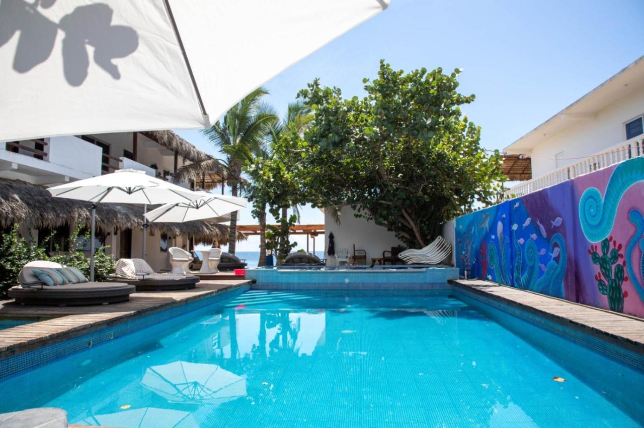 Hotel Playa Зиполите Экстерьер фото